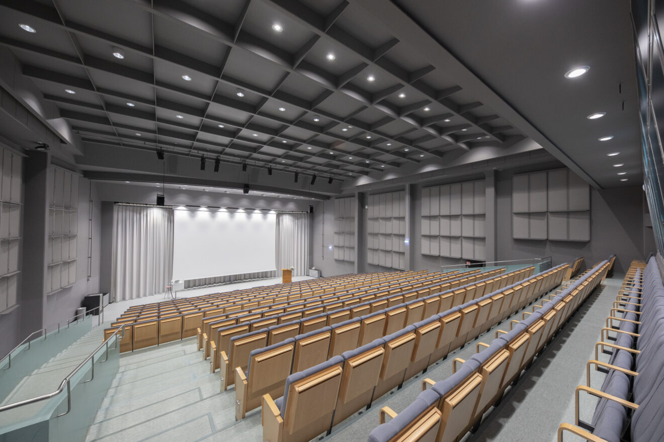 Kokoustila koulutustila Auditorio Pripoli-sali Pori Ravintola Pripoli kokoustarjoilut
